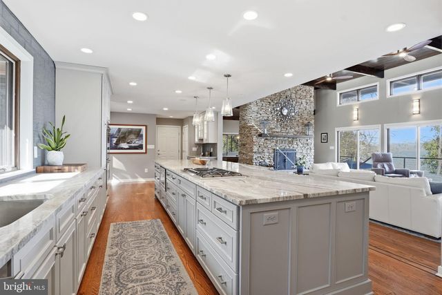 1305 EVA GUDE DR, Crownsville, MD 21032