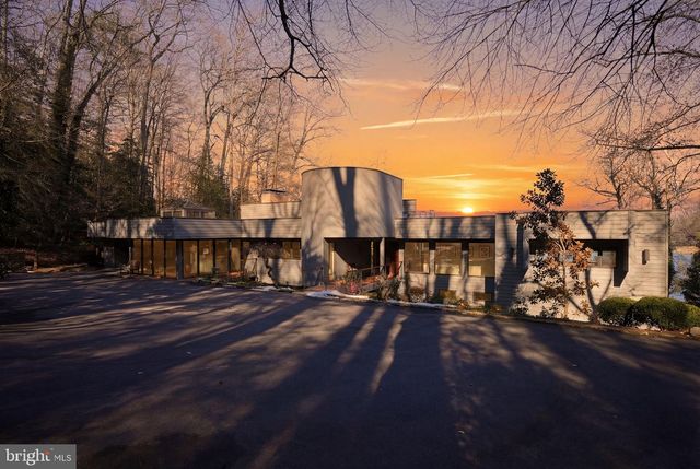 1305 EVA GUDE DR, Crownsville, MD 21032