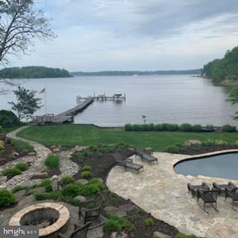 1305 EVA GUDE DR, Crownsville, MD 21032