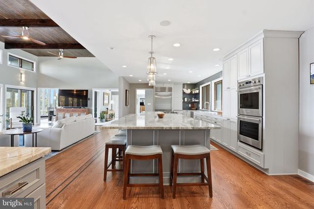 1305 EVA GUDE DR, Crownsville, MD 21032