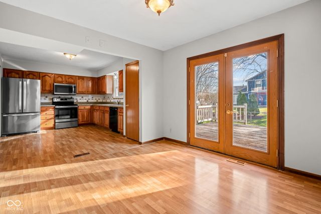 11829 Corbin Drive, Fishers, IN 46038