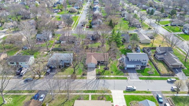 11829 Corbin Drive, Fishers, IN 46038