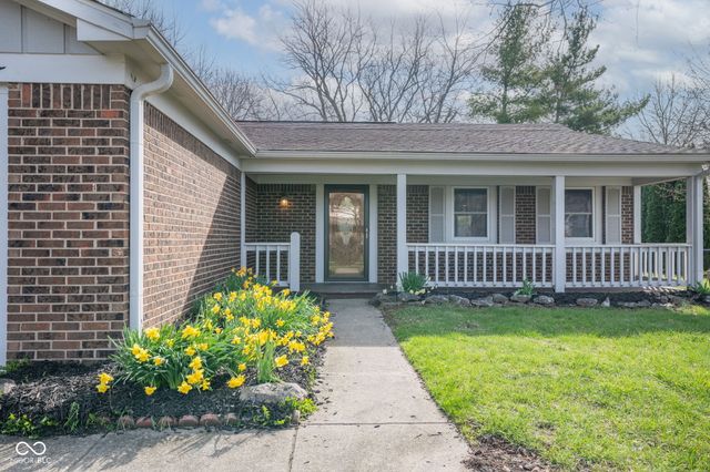 11829 Corbin Drive, Fishers, IN 46038