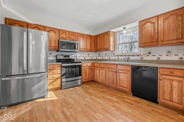 11829 Corbin Drive, Fishers, IN 46038