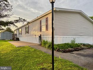 701 CASSEL ROAD #105, Manchester, PA 17345