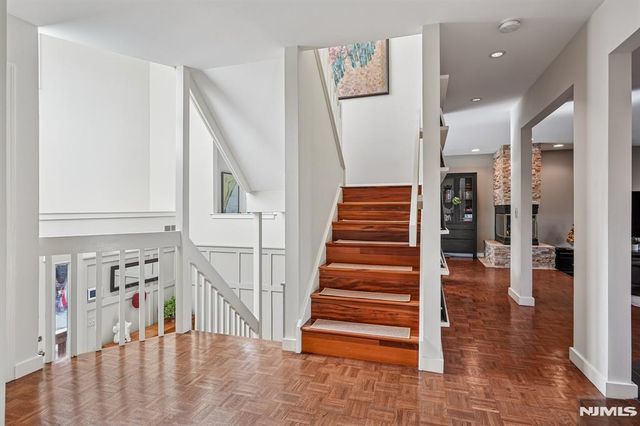 51 Mill Pond 51, Woodland Park, NJ 07424