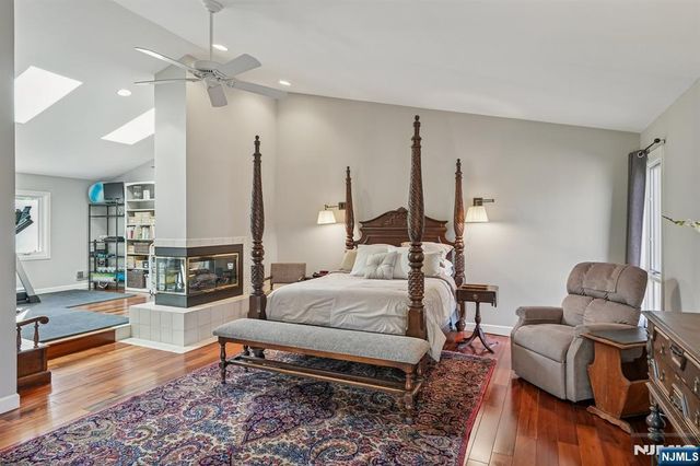 51 Mill Pond 51, Woodland Park, NJ 07424