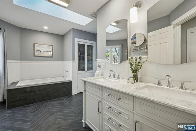 51 Mill Pond 51, Woodland Park, NJ 07424