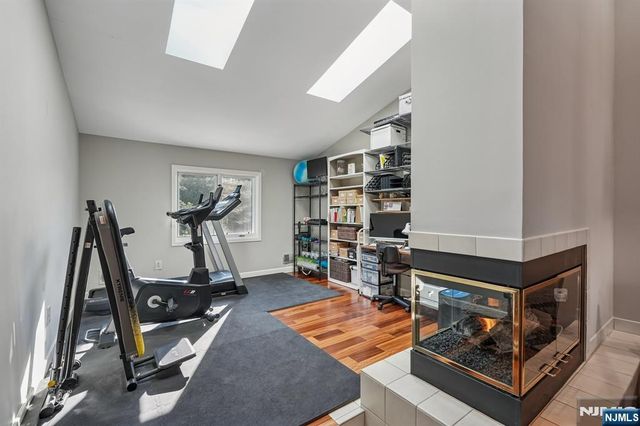 51 Mill Pond 51, Woodland Park, NJ 07424