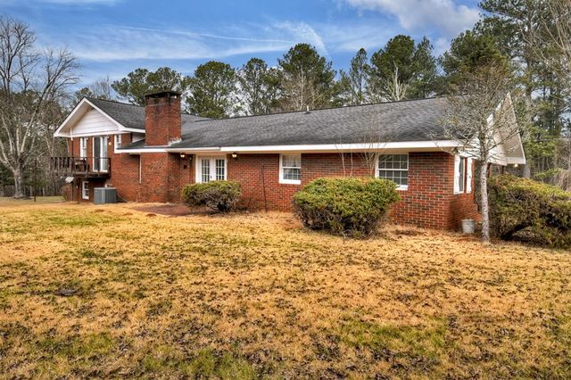 330 Colonial Avenue, Copperhill, TN 37317