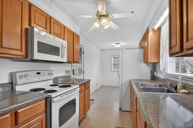 330 Colonial Avenue, Copperhill, TN 37317