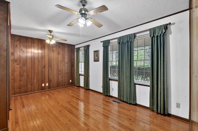 330 Colonial Avenue, Copperhill, TN 37317