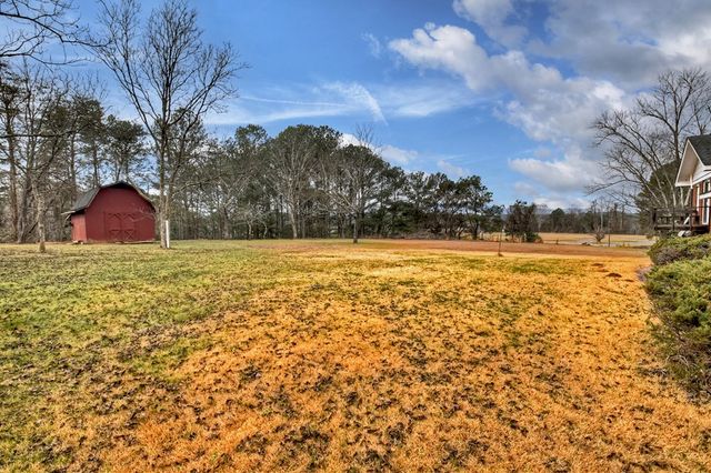 330 Colonial Avenue, Copperhill, TN 37317