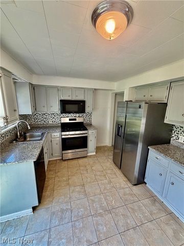 10810 Windham Road, Parma, OH 44130