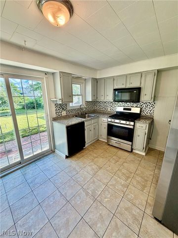 10810 Windham Road, Parma, OH 44130