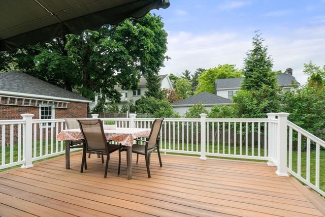 34 Pleasant St, Newton, MA 02465