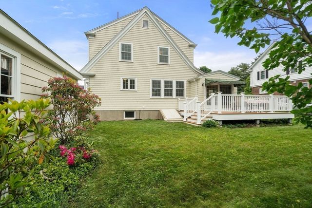 34 Pleasant St, Newton, MA 02465