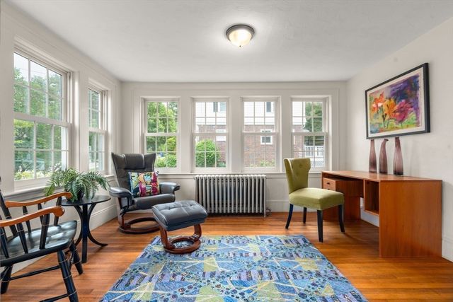 34 Pleasant St, Newton, MA 02465