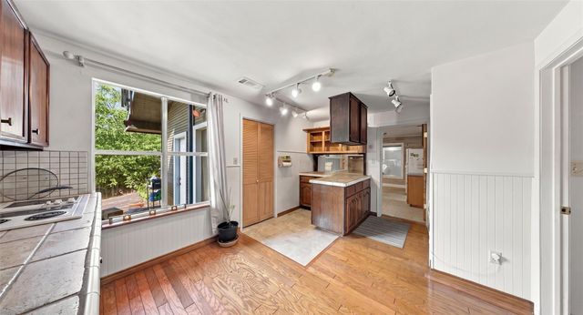 802 N Myrtle ST, Georgetown, TX 78626