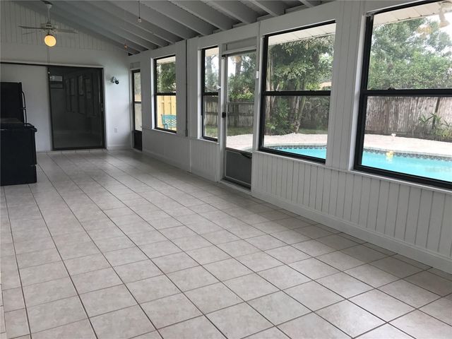 2431 DOUD STREET, Sarasota, FL 34231