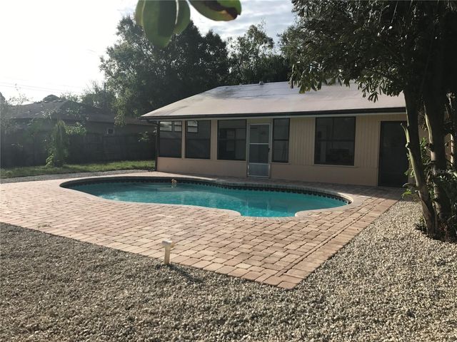 2431 DOUD STREET, Sarasota, FL 34231