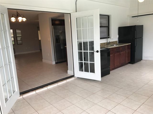 2431 DOUD STREET, Sarasota, FL 34231