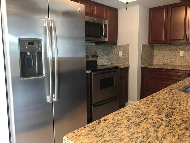 2431 DOUD STREET, Sarasota, FL 34231