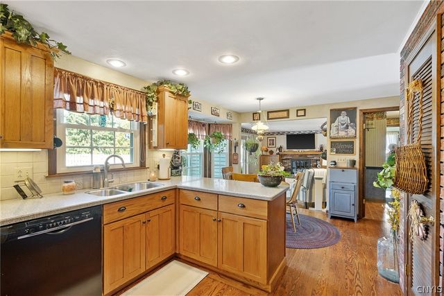 119 Longdon Lane, Salina, NY 13212