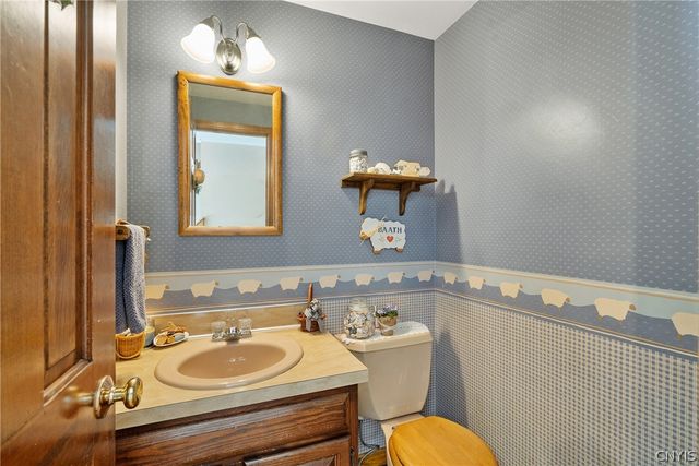 119 Longdon Lane, Salina, NY 13212