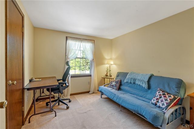 119 Longdon Lane, Salina, NY 13212