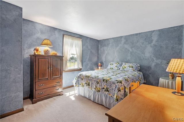 119 Longdon Lane, Salina, NY 13212