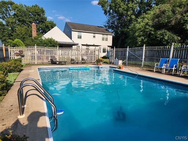 119 Longdon Lane, Salina, NY 13212