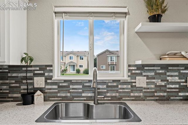 7525 Stetson Highlands Drive, Colorado Springs, CO 80923