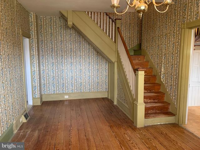 32 CHESTNUT STREET, Newville, PA 17241