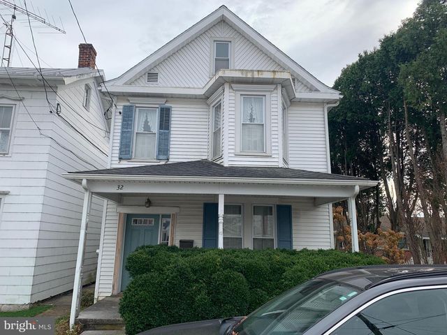 32 CHESTNUT STREET, Newville, PA 17241