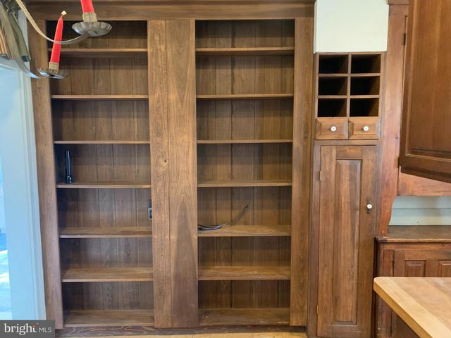 32 CHESTNUT STREET, Newville, PA 17241