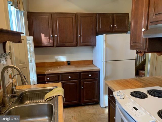 32 CHESTNUT STREET, Newville, PA 17241