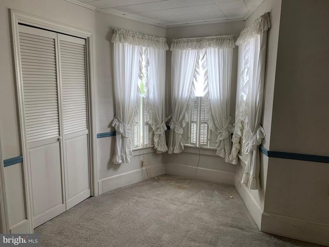 32 CHESTNUT STREET, Newville, PA 17241