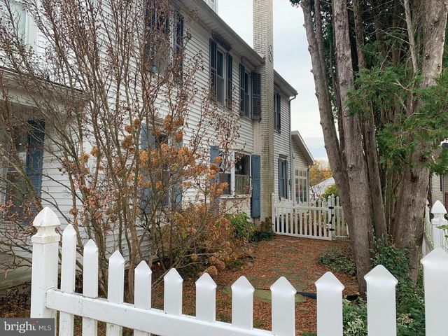 32 CHESTNUT STREET, Newville, PA 17241