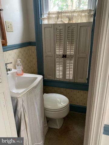 32 CHESTNUT STREET, Newville, PA 17241