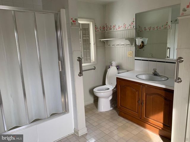 32 CHESTNUT STREET, Newville, PA 17241