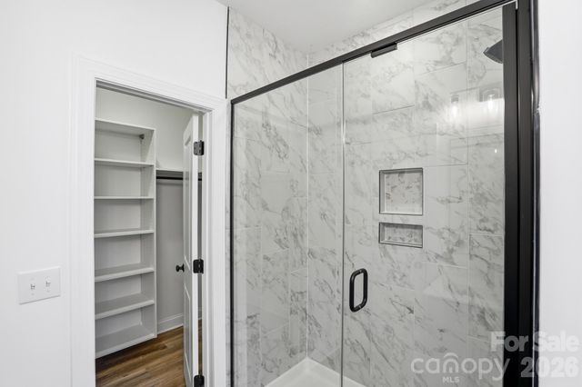 423 Queens Court, Gastonia, NC 28052