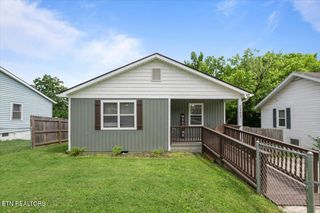 2342 E Glenwood Ave, Knoxville, TN 37917