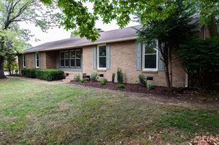 4347 Baton Rouge Dr, Hermitage, TN 37076