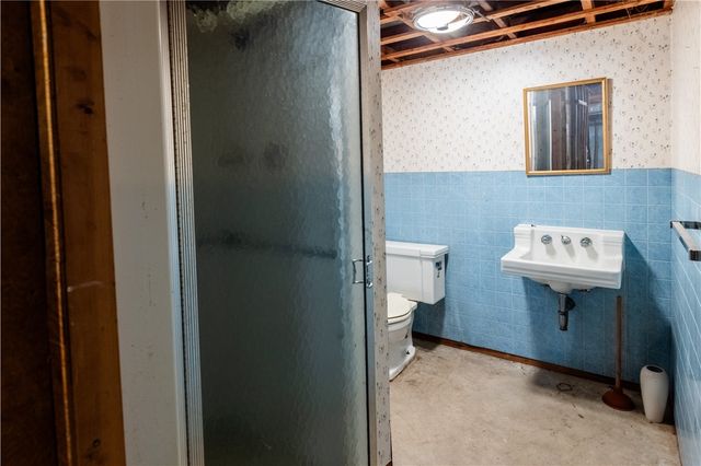 10 Potter Drive, Providence, RI 02907