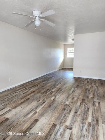 38 Elton Street B, Melbourne, FL 32935