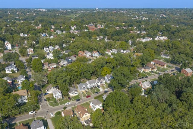 1706 Wyoming Avenue, Cincinnati, OH 45205