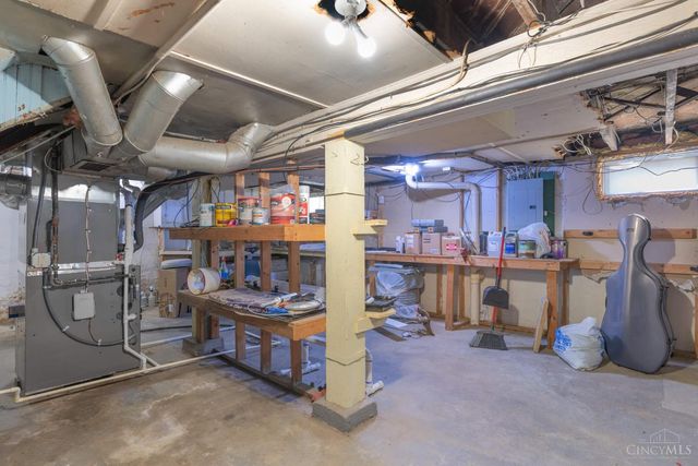 1706 Wyoming Avenue, Cincinnati, OH 45205