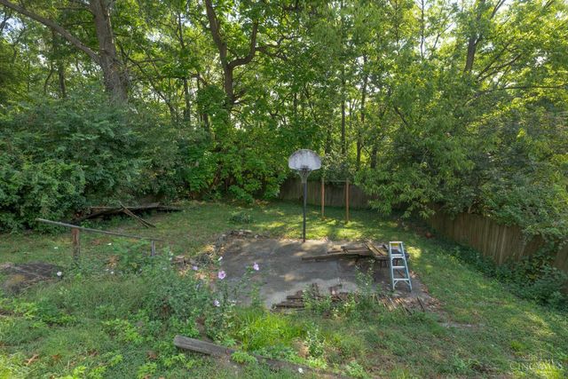 1706 Wyoming Avenue, Cincinnati, OH 45205
