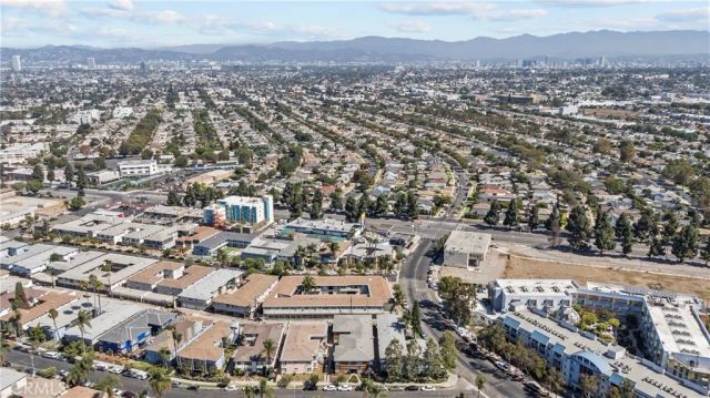 4015 Palmwood Drive, Los Angeles, CA 90008